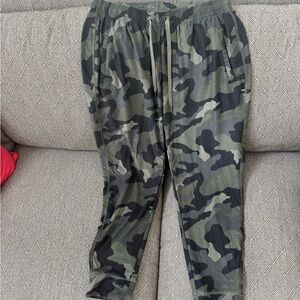 Old Navy Active Camo Joggers